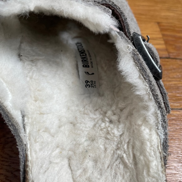Birkenstock Boston Sherpa Lined Clogs - Picture 8 of 8